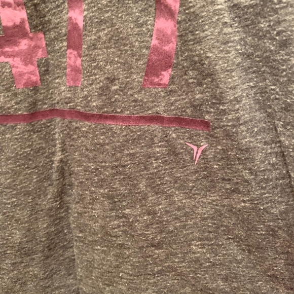 {OLD NAVY} Workout Top - Picture 4 of 6